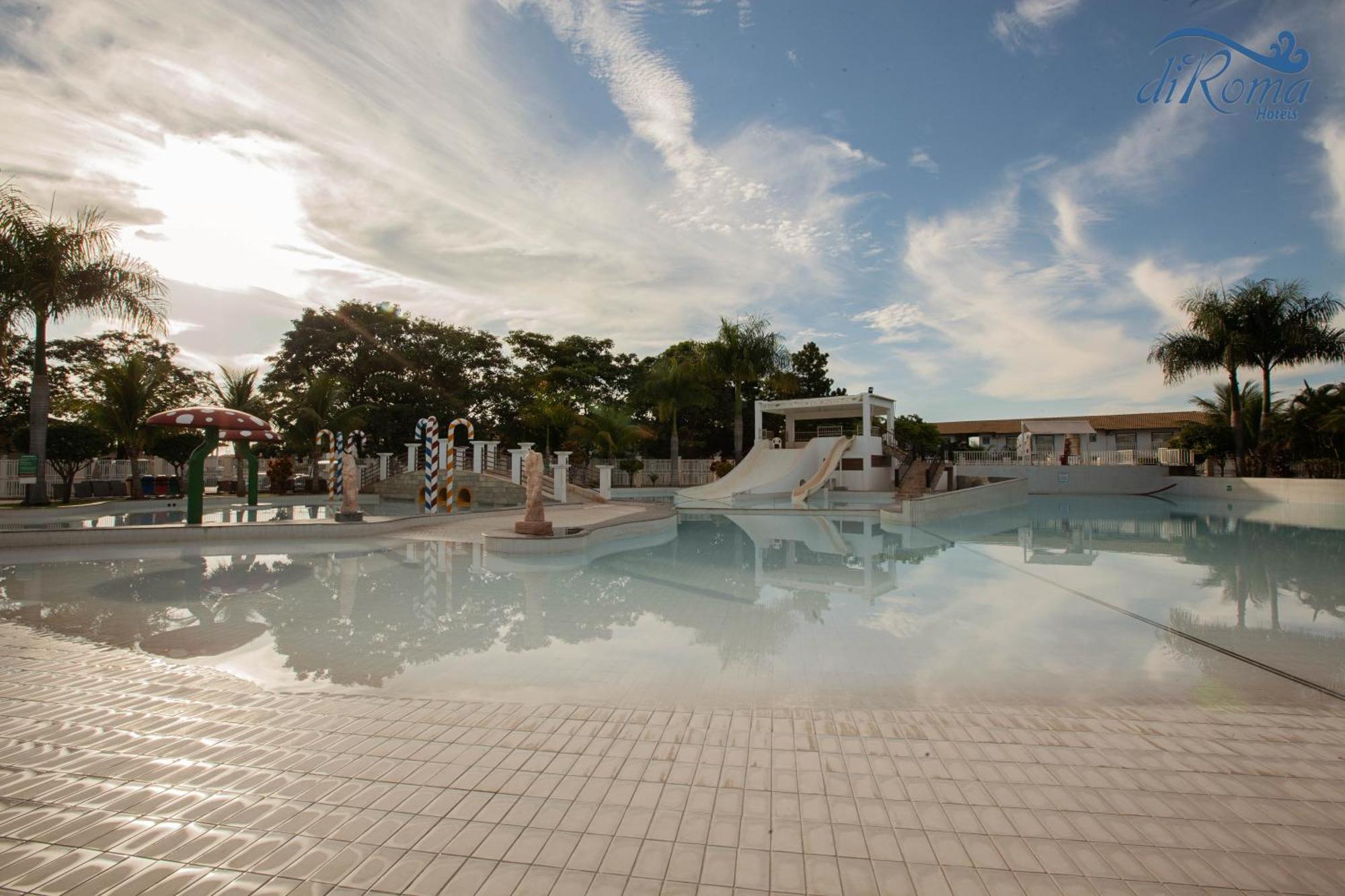Di Roma Lacqua Caldas Novas Park 24H, Com Roupas De Cama E Banho Exterior photo